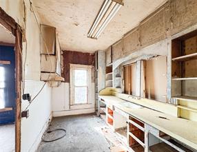 306 W 3rd Street - Photo 17