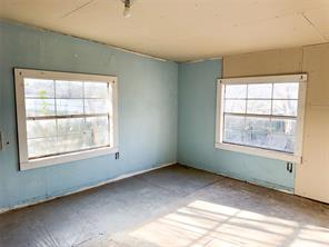 306 W 3rd Street - Photo 25