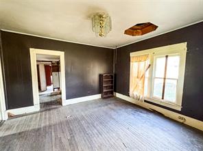 306 W 3rd Street - Photo 7