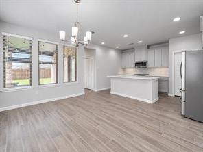 2315 Kirkstall Way - Photo 5