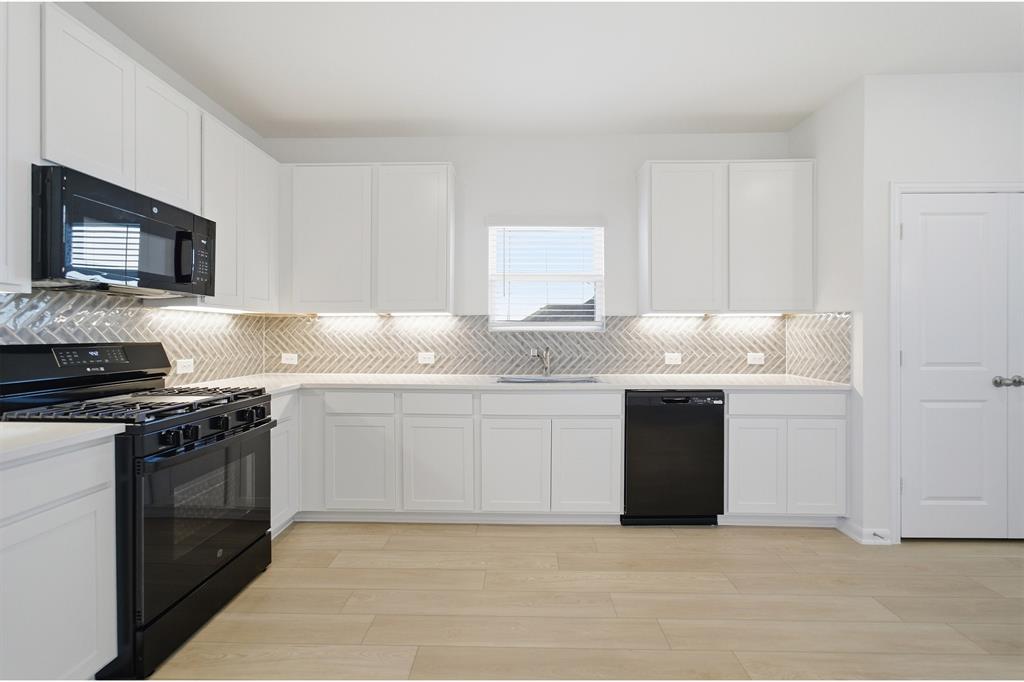 424 Bronco Drive - Photo 18