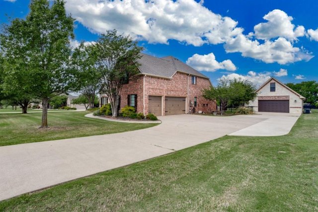 2890 Forest Drive