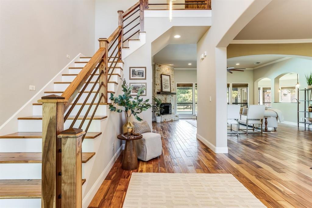 2890 Forest Drive - Photo 4