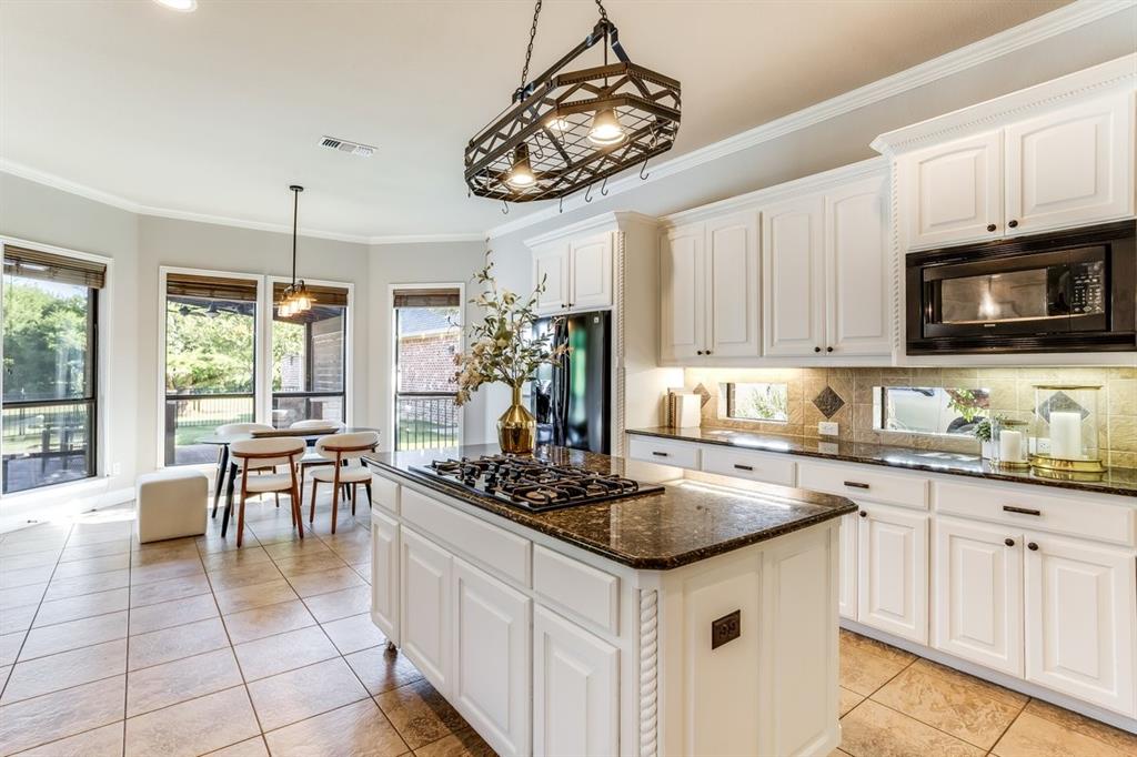 2890 Forest Drive - Photo 8