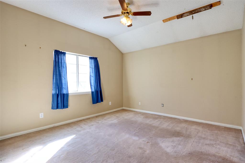 6521 Lynch Lane - Photo 33