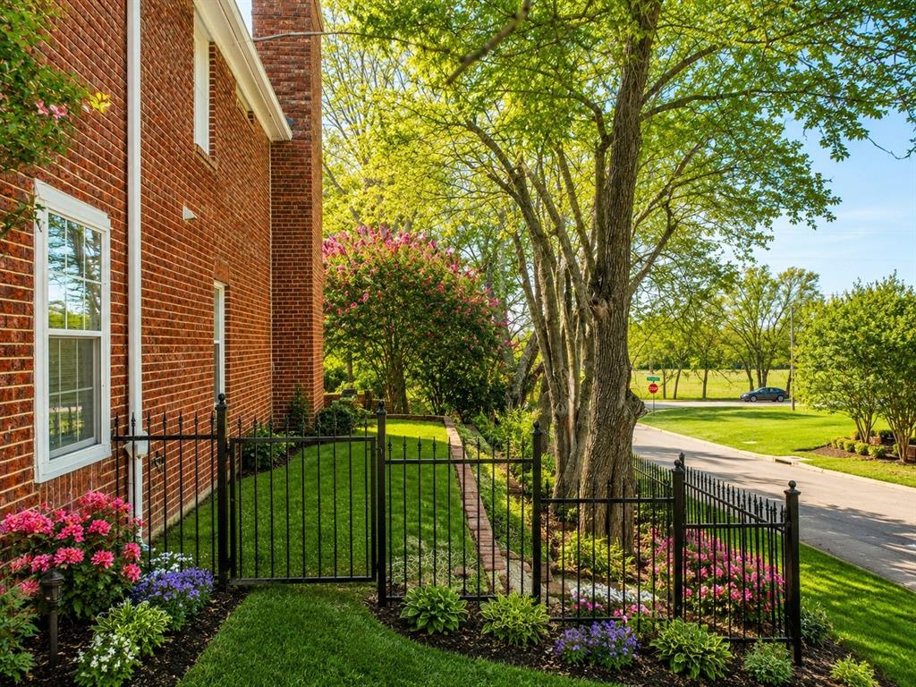 6521 Lynch Lane - Photo 6