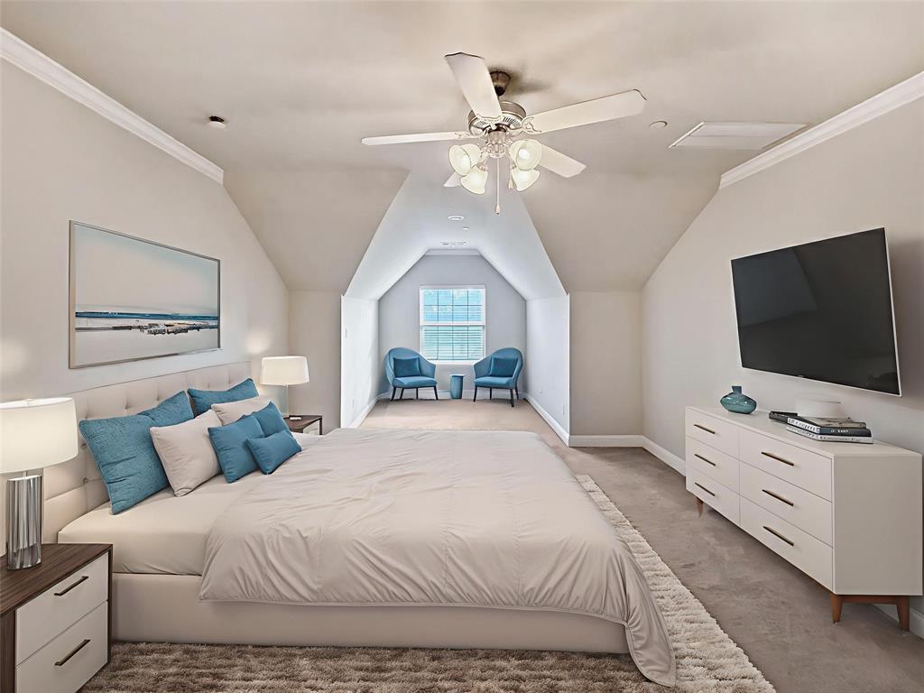 573 W Royal Lane - Photo 4
