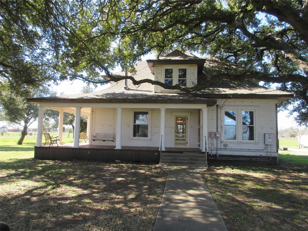 607 S First Street S - Photo 1