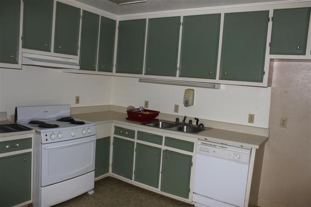 401 W Moss Street - Photo 32