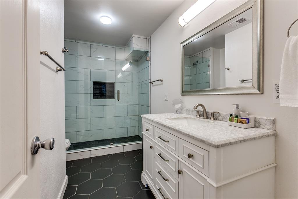 2901 Regal Road - Photo 18