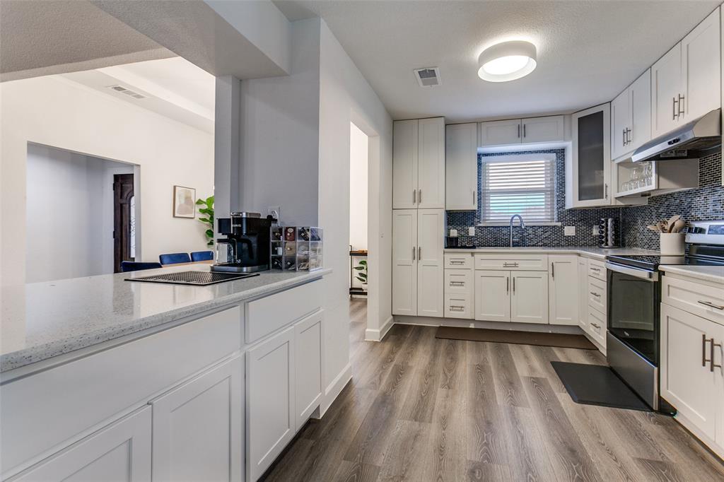 2901 Regal Road - Photo 7
