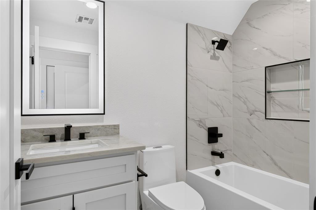 2033 Nichole Boulevard - Photo 32