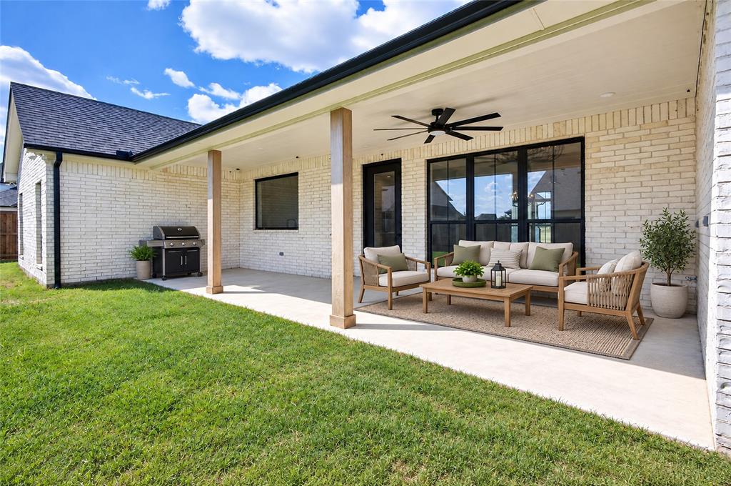 2033 Nichole Boulevard - Photo 37