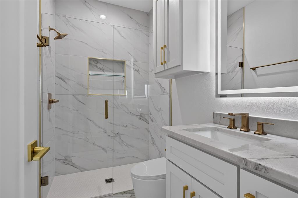 2029 Nichole Boulevard - Photo 32