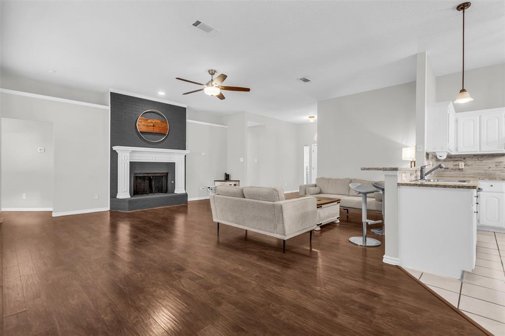 308 Glen Ridge Drive - Photo 4