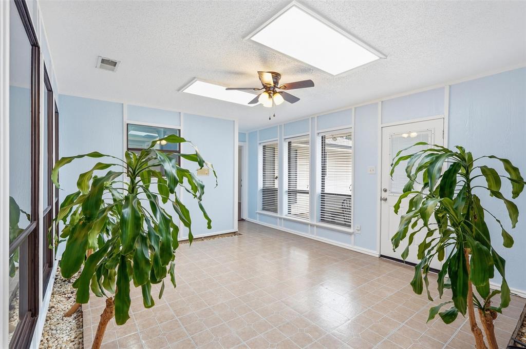1117 E Spring Valley Road - Photo 17