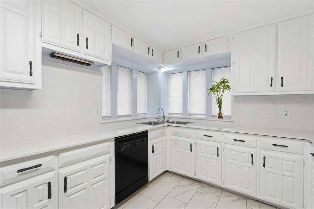 1117 E Spring Valley Road - Photo 22