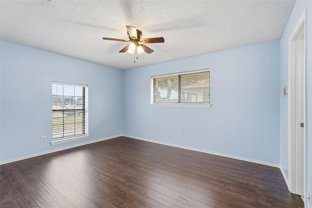 1117 E Spring Valley Road - Photo 4