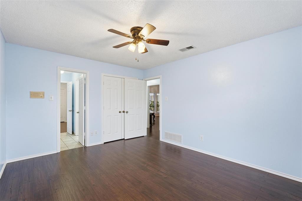 1117 E Spring Valley Road - Photo 6