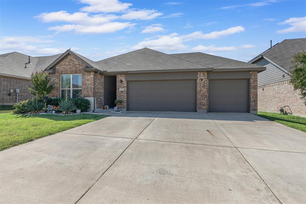 401 Evans Drive - Photo 3