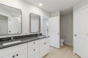 913 E 3RD Street - Photo 12