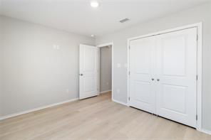 913 E 3RD Street - Photo 14