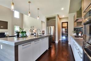 404 Mckinley Street - Photo 6