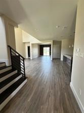 524 Elias Street - Photo 4