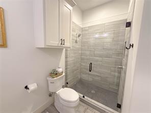 4683 Christie Avenue - Photo 29