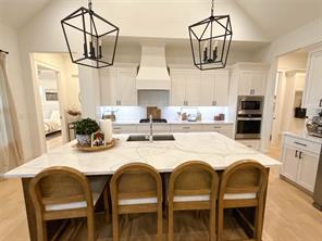 4683 Christie Avenue - Photo 8