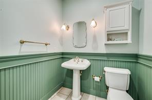 1827 Dr Sanders Road - Photo 28