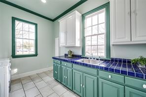 1827 Dr Sanders Road - Photo 31