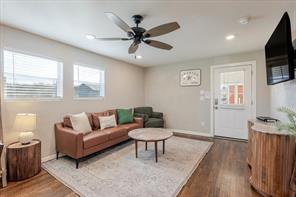 713 SE 16th Street - Photo 7