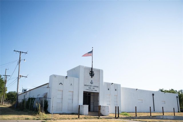 2901 Schwartz Avenue