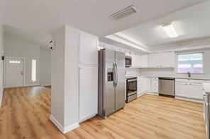 6639 Roundrock Road - Photo 11