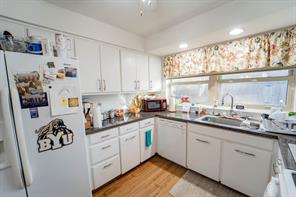 2403 Sha Lane - Photo 14