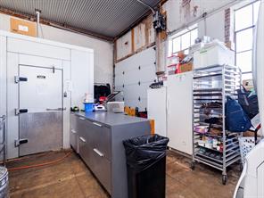 414 S Commerical Avenue - Photo 37