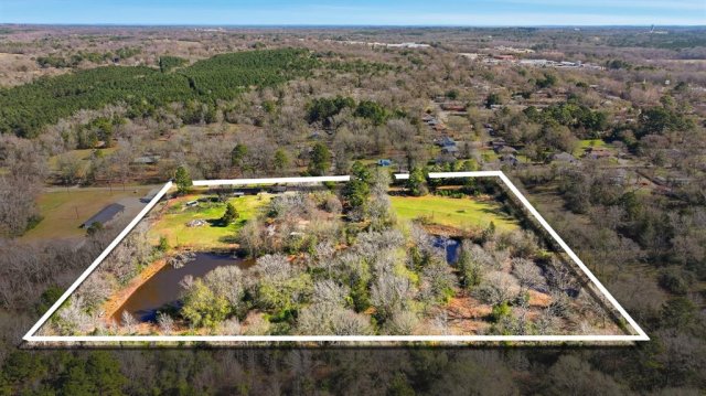 1409 Bassett Road