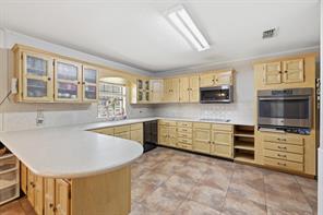 1409 Bassett Road - Photo 10