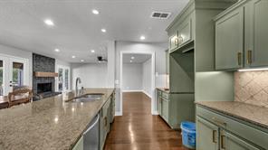 1004 W Lake Drive - Photo 10