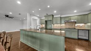 1004 W Lake Drive - Photo 14