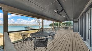 1004 W Lake Drive - Photo 3