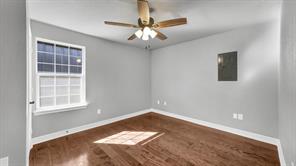 1004 W Lake Drive - Photo 30