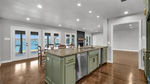 1004 W Lake Drive - Photo 8