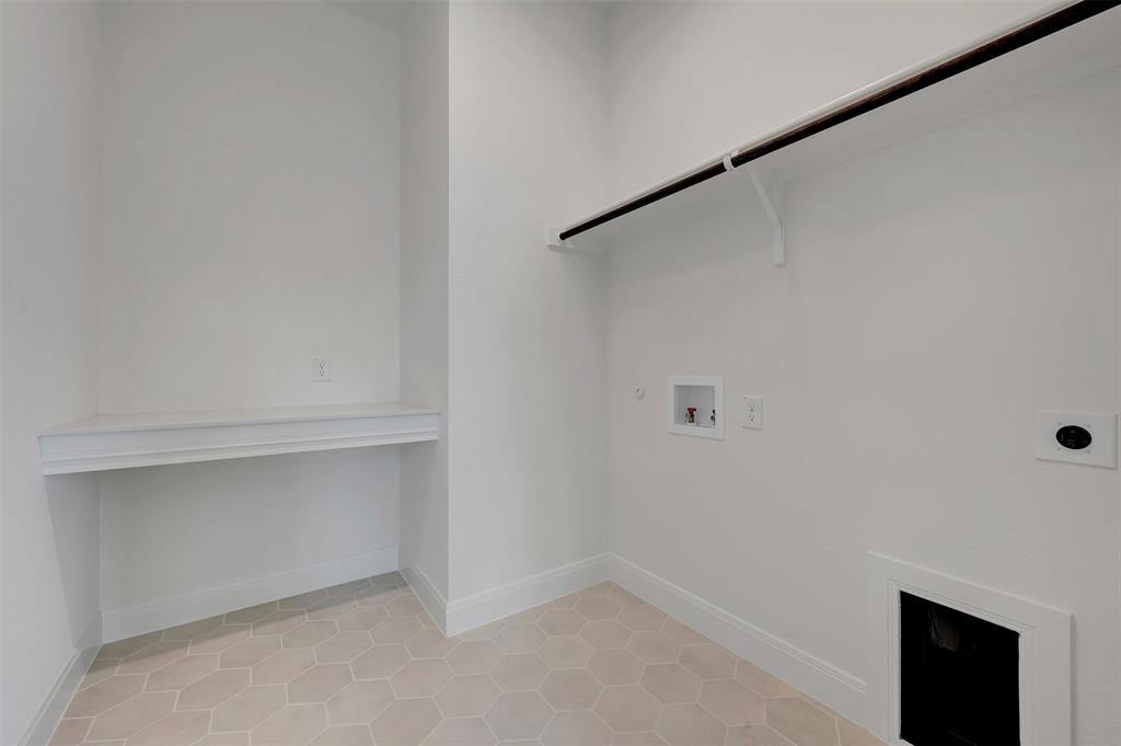 3780 Bermuda Grass Way - Photo 19