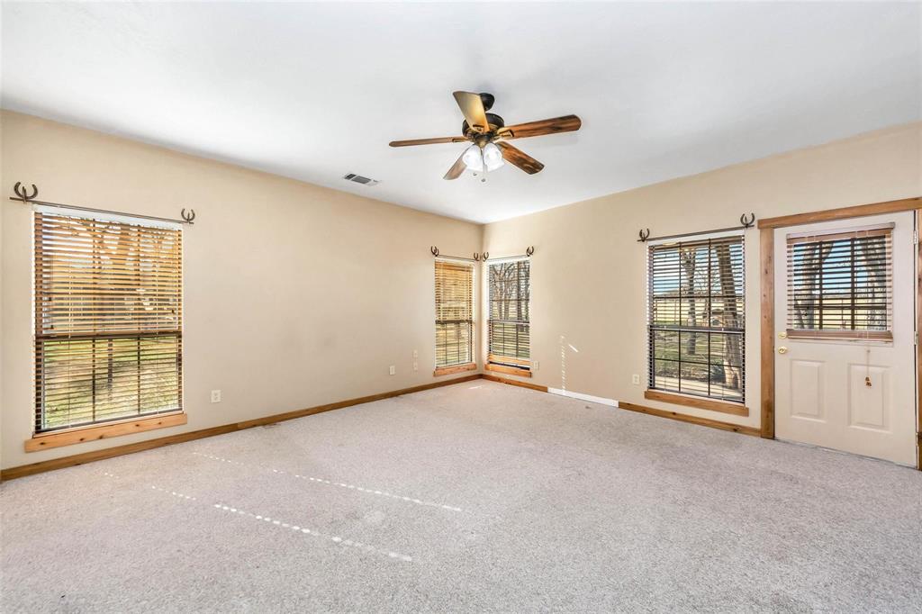 131 County Road 4680 - Photo 16