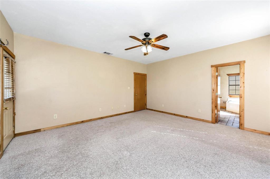 131 County Road 4680 - Photo 17