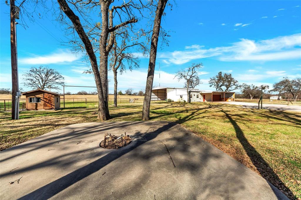 131 County Road 4680 - Photo 25