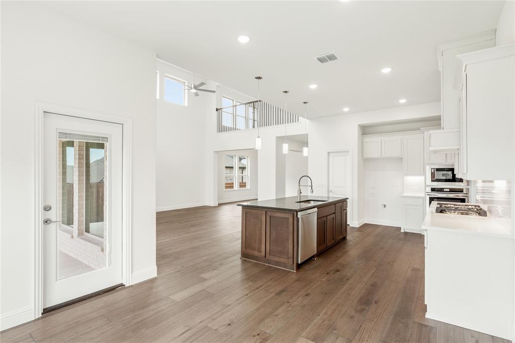 8913 Cisco Drive - Photo 16