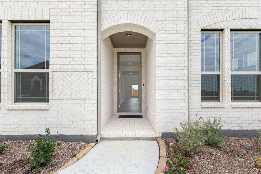 8913 Cisco Drive - Photo 3